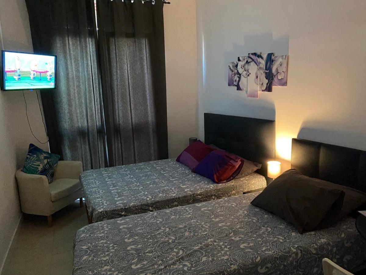 Parsa Homstay Madri Exterior foto